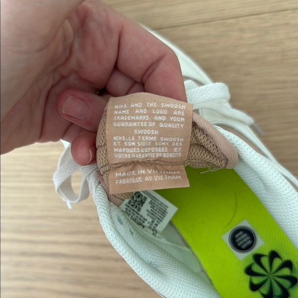 Nike | Womens Dunks low | White and Tan | 8.5 - Picture 8 of 10